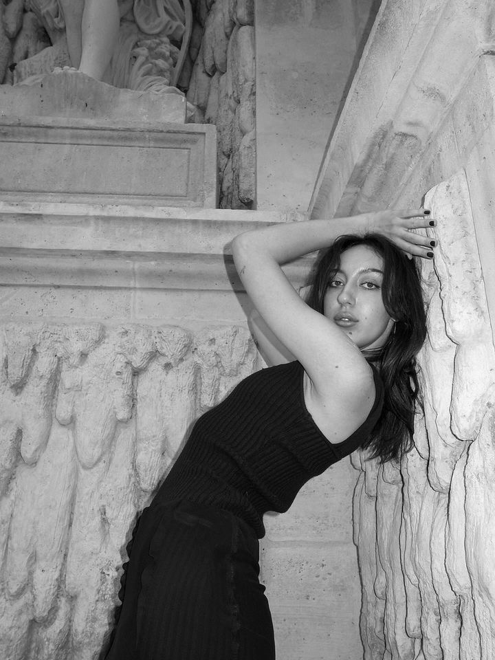 Portrait of Yeva Khrapova, who works in the Artist style (Paris, France) Photo 1 of 4.